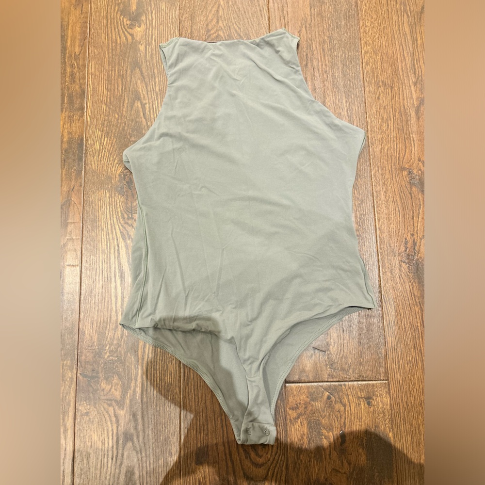 SKIMS Fits Everybody High Neck Body Suit Womens Size‎ Extra Large - Picture 4 of 6